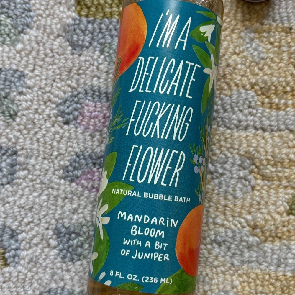 🍦HOST PICK🍦Blue Q I’m a Delicate F’ing Flower Bubble Bath Mandarin Bloom NWT